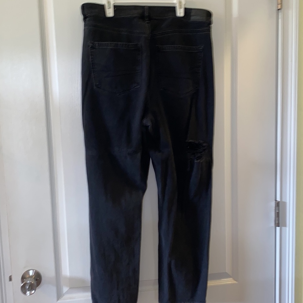 American Eagle distressed jeans - Picture 4 of 7
